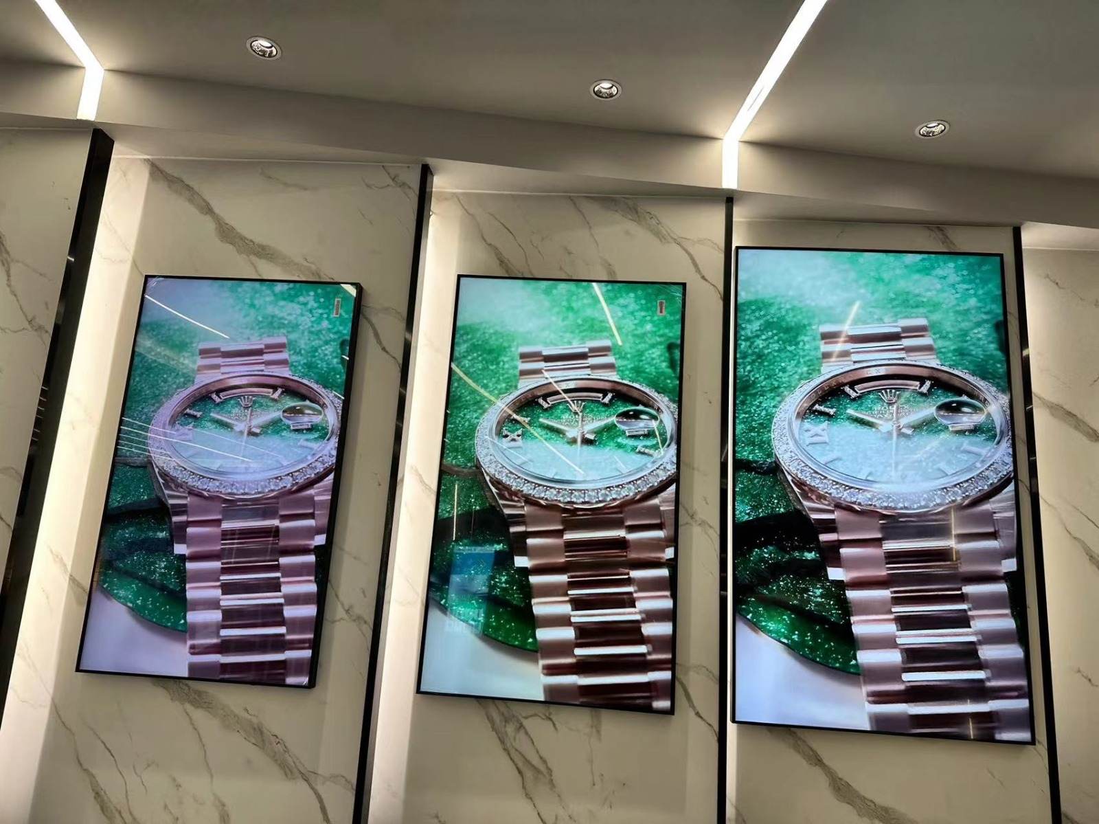 4K Bare Bezel Indoor Wall Signage Digital Digital 1000nits