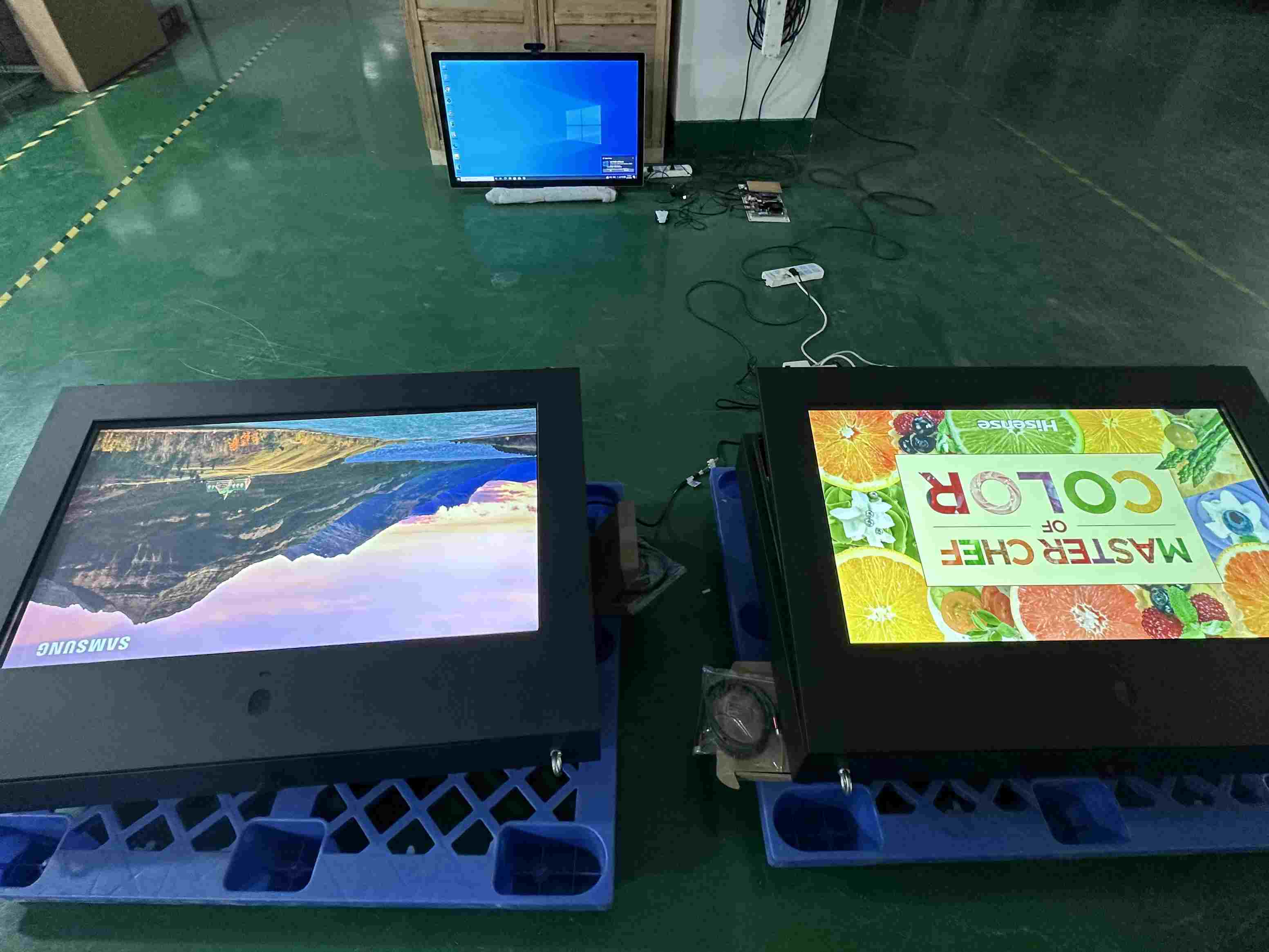 در فضای باز 43 دیوار نصب شده 2500nits کیوسک 4K مانیتور