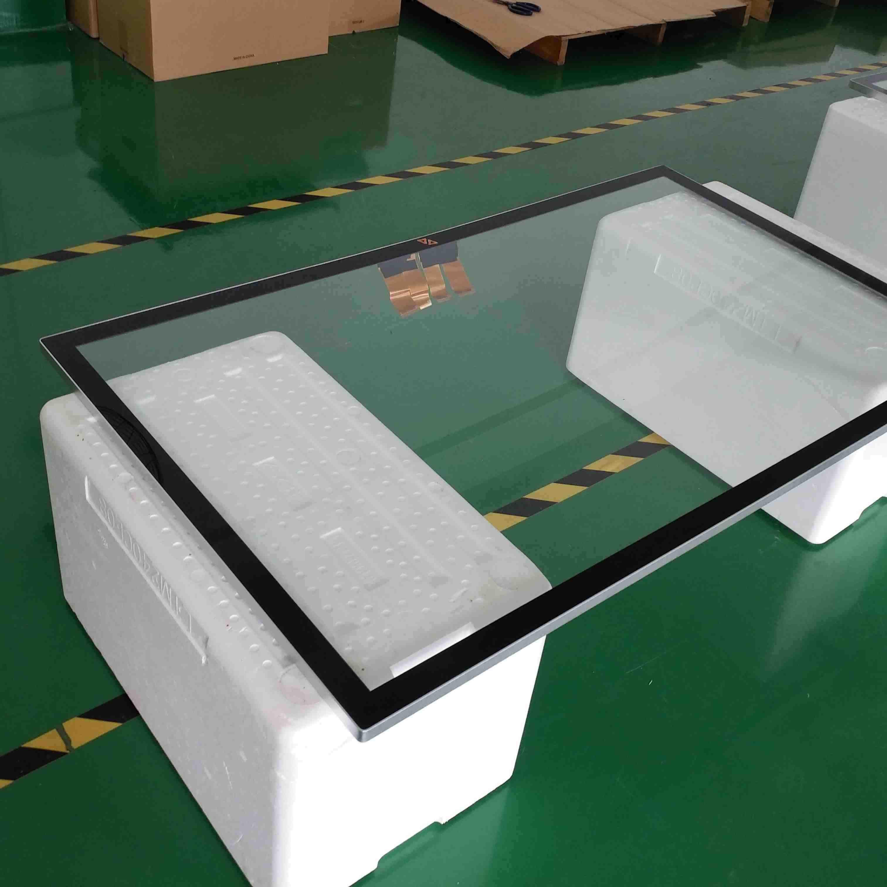 شیشه ای معتدل با اندازه و طراحی سفارشی برای LCD